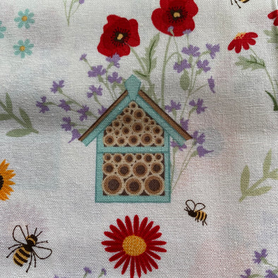quilters cotton, 100%cotton, skep and bee design fabric, bee fabric, bee design fabric, fabric for sale, fairy fabric by the meter, fabric for sale by the meter. British fabric for sale, cheap cotton fabric,